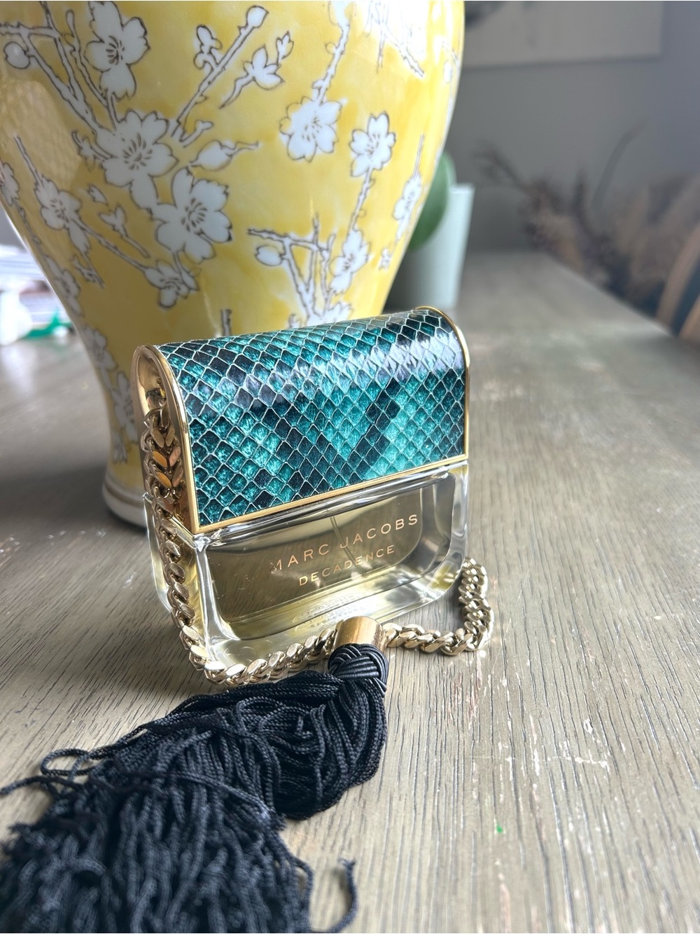SOLD!‼️‼️‼️ SOLD ‼️‼️Marc Jacobs Decadence Eau de Parfum — Teal, Gold, Black